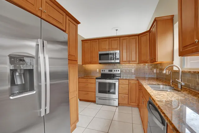 $4,200 | 16658 La Mesa Drive, Delray Beach, FL 33484