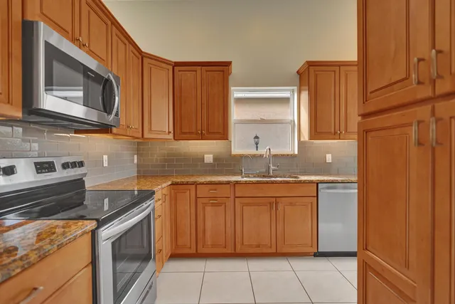 $4,200 | 16658 La Mesa Drive, Delray Beach, FL 33484