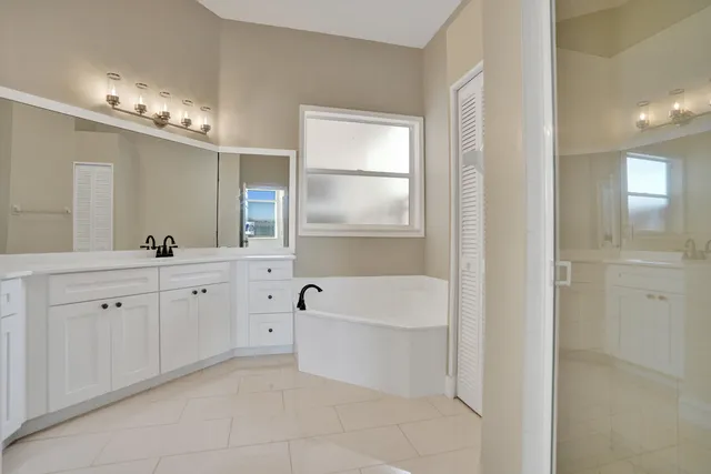 $4,200 | 16658 La Mesa Drive, Delray Beach, FL 33484