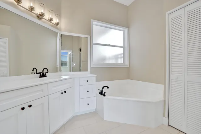 $4,200 | 16658 La Mesa Drive, Delray Beach, FL 33484