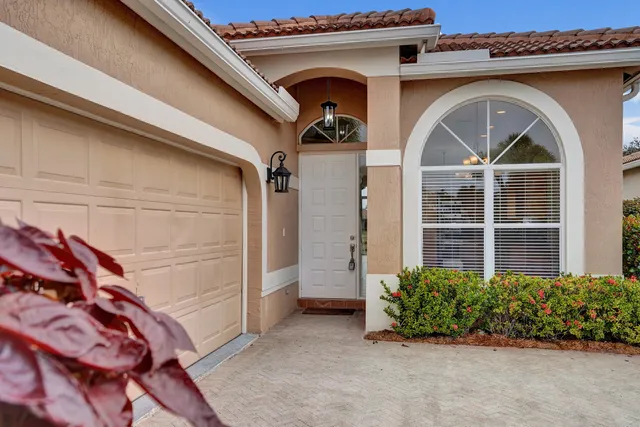 $4,200 | 16658 La Mesa Drive, Delray Beach, FL 33484