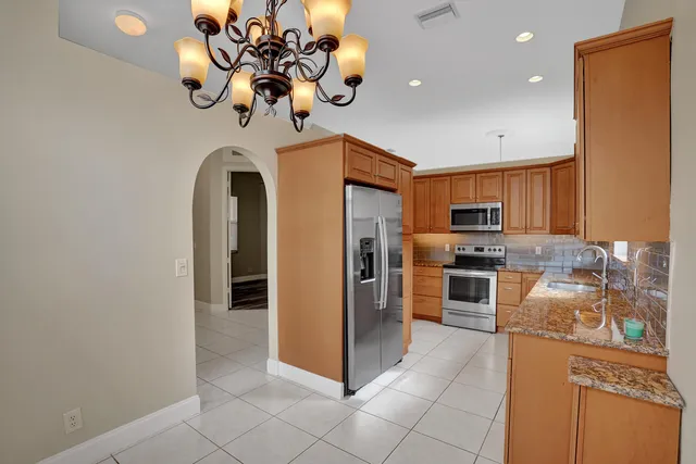 $4,200 | 16658 La Mesa Drive, Delray Beach, FL 33484