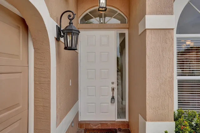 $4,200 | 16658 La Mesa Drive, Delray Beach, FL 33484