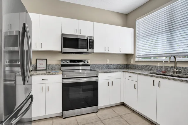 $4,200 | 16658 La Mesa Drive, Delray Beach, FL 33484