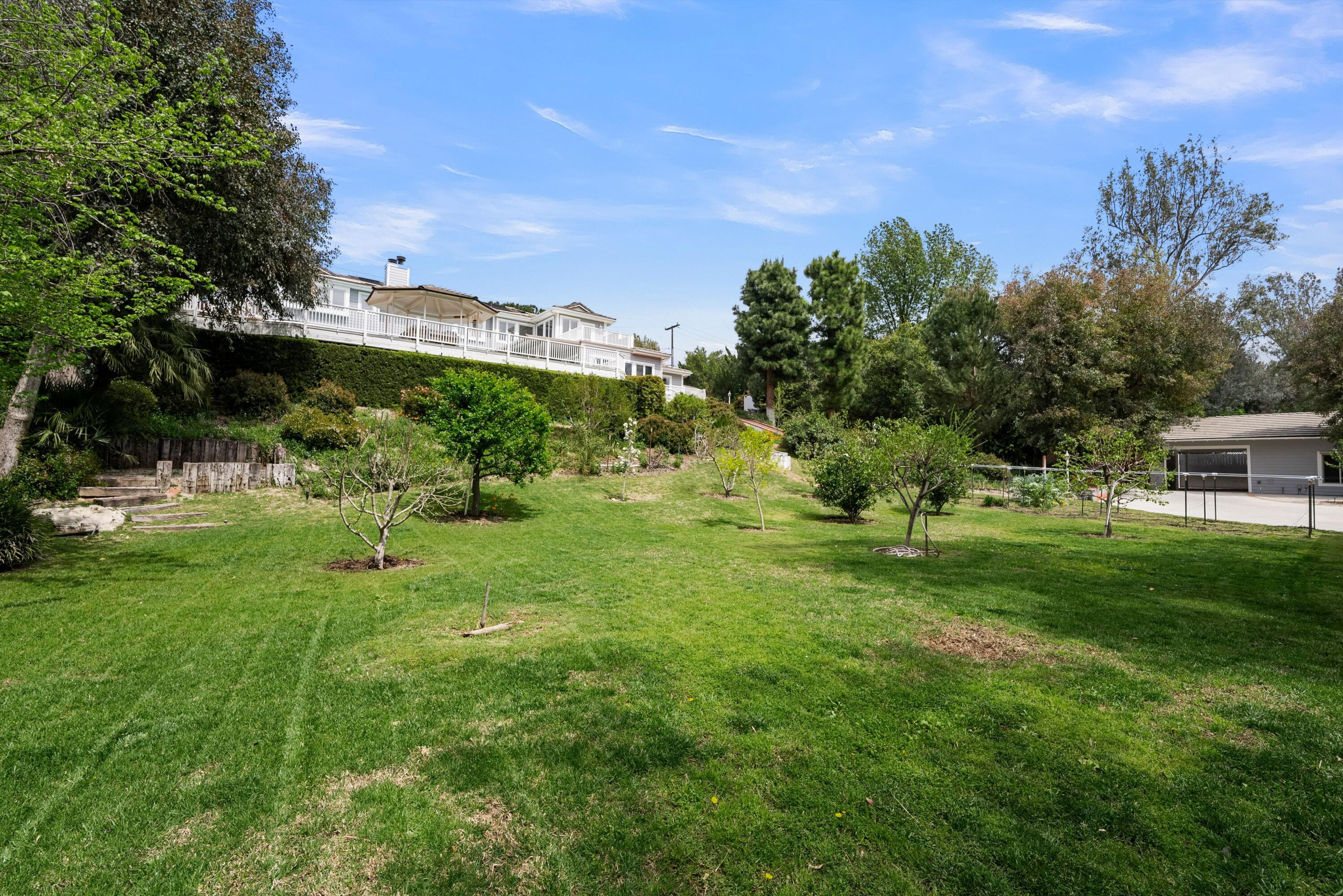 24335 Arcadia Street Newhall, CA 91321 - Photo 47 of 50 a view of a garden