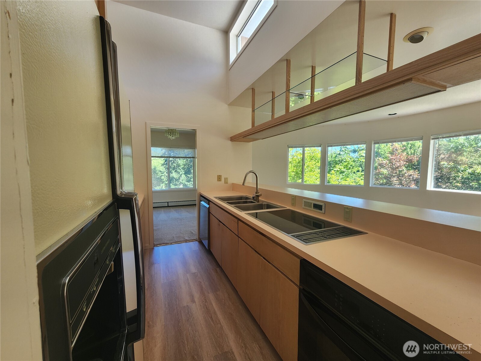10336 Northeast Knight Road Bainbridge Island, WA 98110 - Photo 10 of 23
