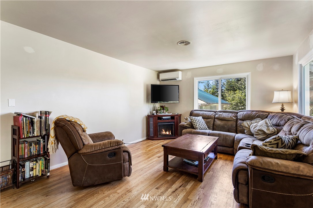 34218 Old Sultan-Startup Road Sultan, WA 98294 - Photo 4 of 24 Gallery Image 4
