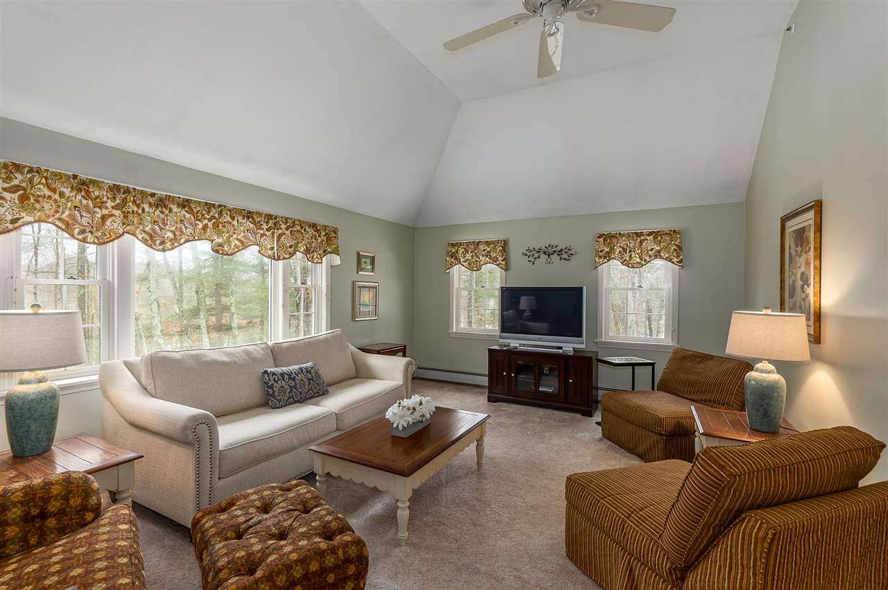 39 Norwood Road Salem, NH 03079 - Photo 8 of 28