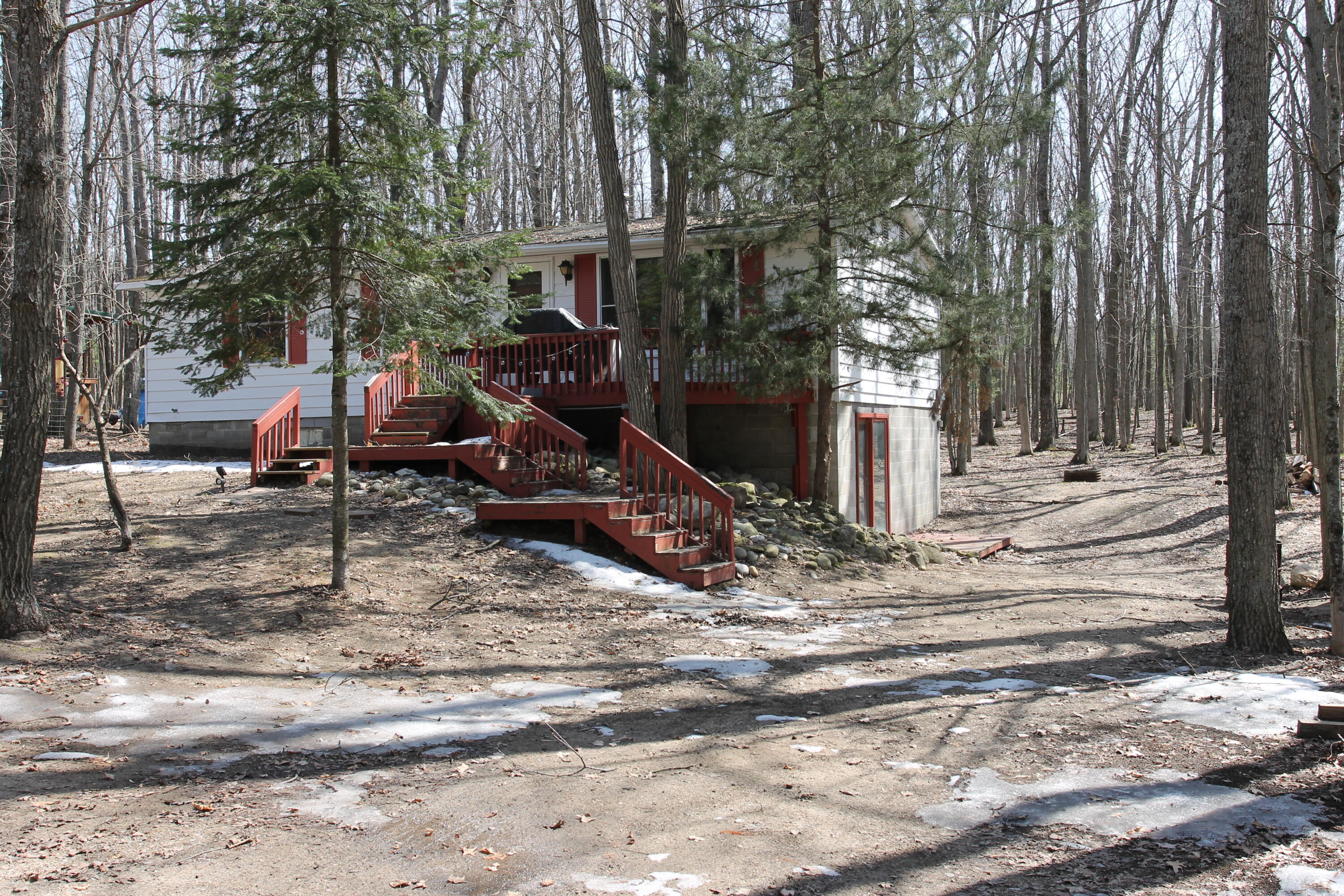 3217 Rasmus Drive Grayling, MI 49738 - Photo 3 of 31 Gallery Image 3