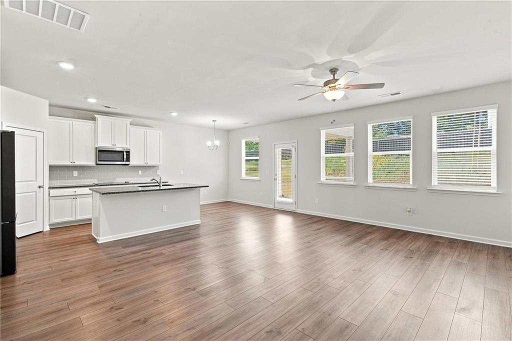 347 Collier Mills Road Lawrenceville, GA 30045 - Photo 8 of 43 Gallery Image 8