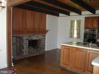 716 Arden Road Jenkintown, PA 19046 - Photo 3 of 6 Gallery Image 3
