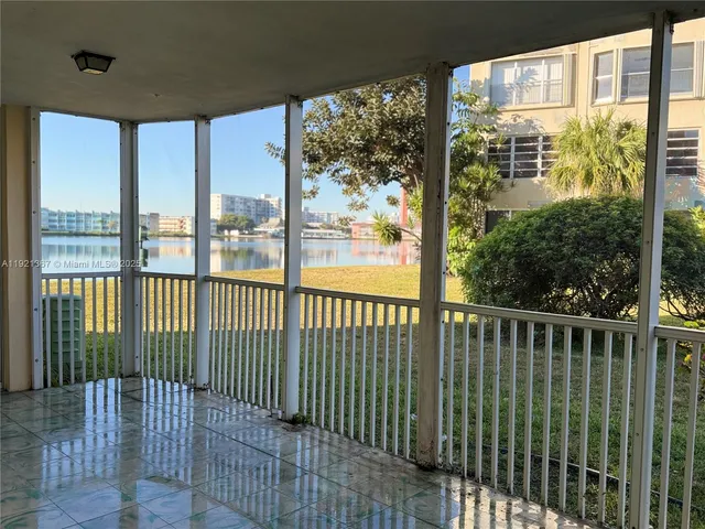 $2,150 | 1670 Northeast 191st Street, Unit 1153, Miami, FL 33179