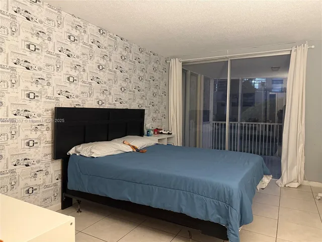 $2,150 | 1670 Northeast 191st Street, Unit 1153, Miami, FL 33179