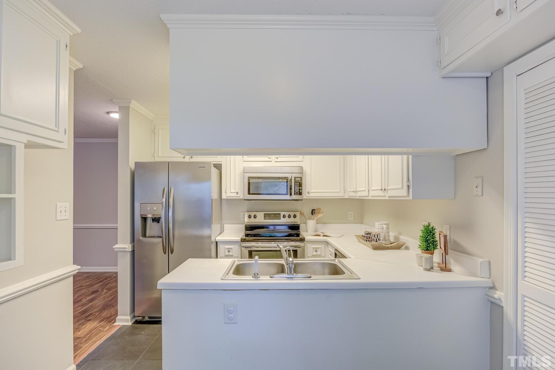 3133 Quinley Place Raleigh, NC 27604 - Photo 20 of 55