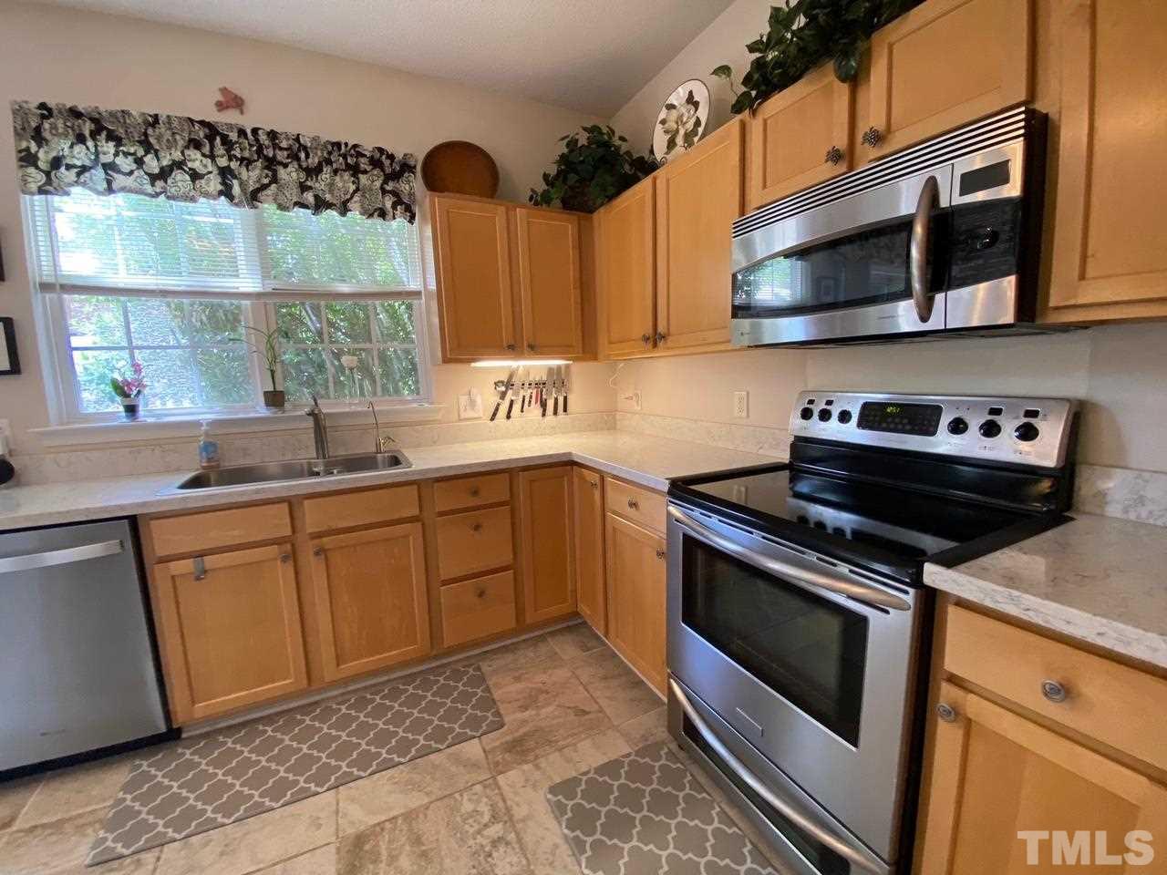 4905 Cardinal Grove Boulevard Raleigh, NC 27616 - Photo 10 of 23 Gallery Image 10