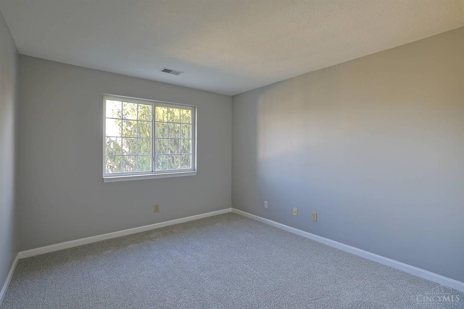 817 Neeb Road, Unit 5 Cincinnati, OH 45233 - Photo 18 of 24