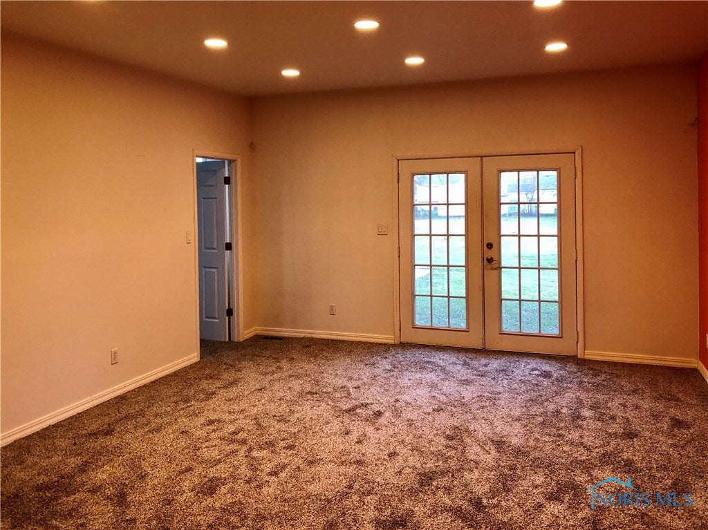 1108 Rochelle Road Toledo, OH 43615 - Photo 9 of 20 Gallery Image 9