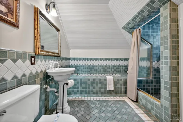 $10,800,000 | 620 El Salto Drive, Capitola, CA 95010