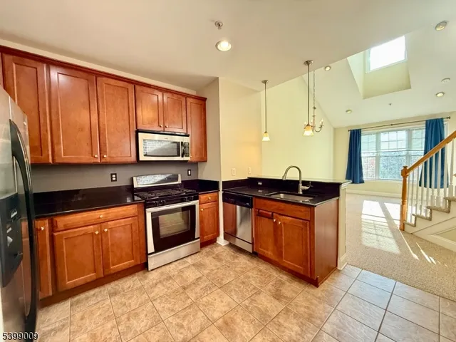 $2,500 | 6402 Brookhaven Court, Unit 6402, Riverdale, NJ 07457