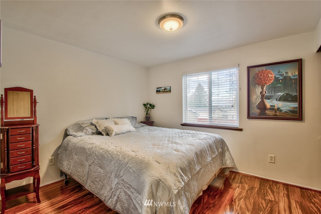 811 South Laventure Road, Unit E Mount Vernon, WA 98274 - Photo 12 of 19 Gallery Image 12