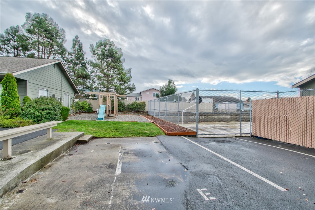 811 South Laventure Road, Unit E Mount Vernon, WA 98274 - Photo 18 of 19 Gallery Image 18