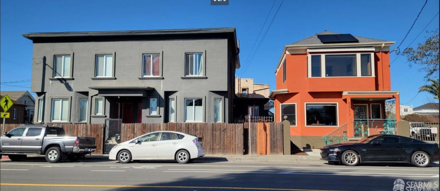 a car parked in front of a house
