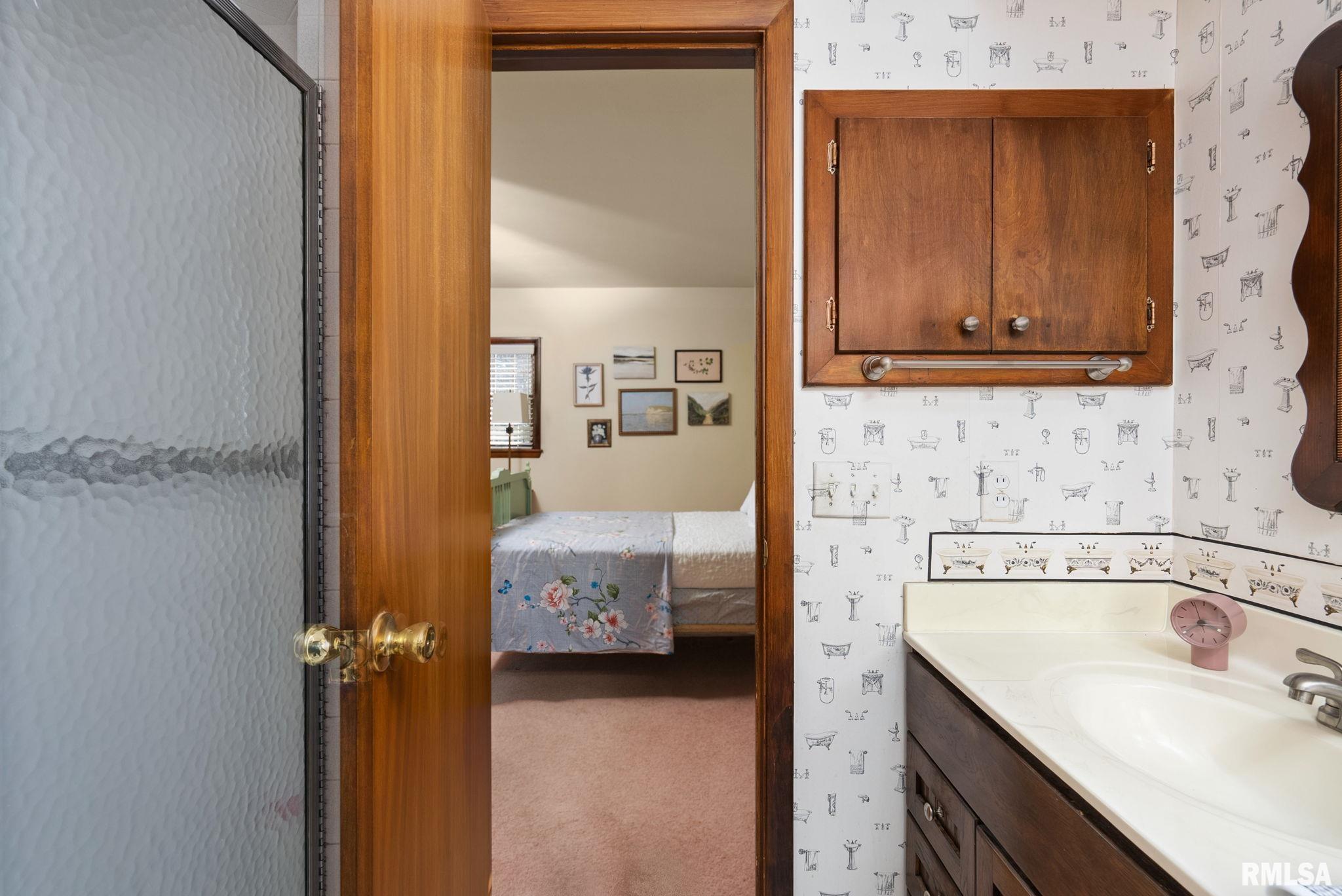 2609 Forest Road Davenport, IA 52803 - Photo 17 of 41 Gallery Image 17