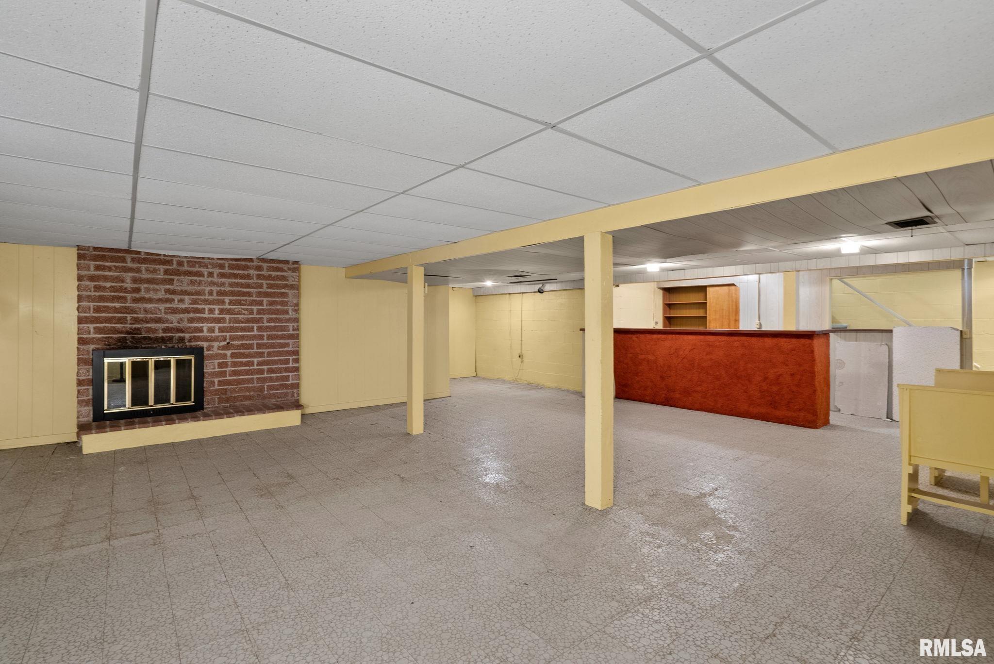 2609 Forest Road Davenport, IA 52803 - Photo 26 of 41 Gallery Image 26