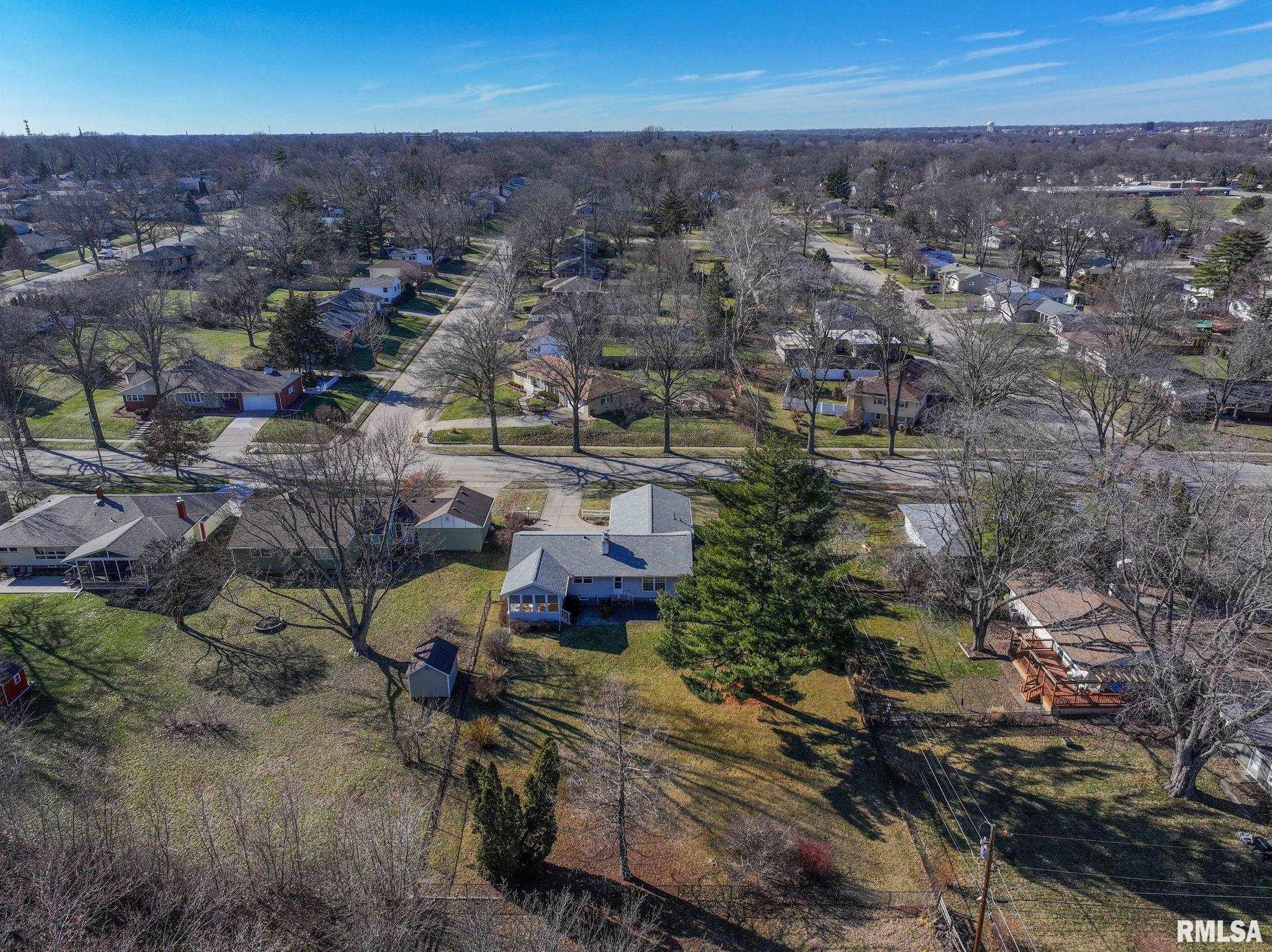2609 Forest Road Davenport, IA 52803 - Photo 38 of 41 Gallery Image 38