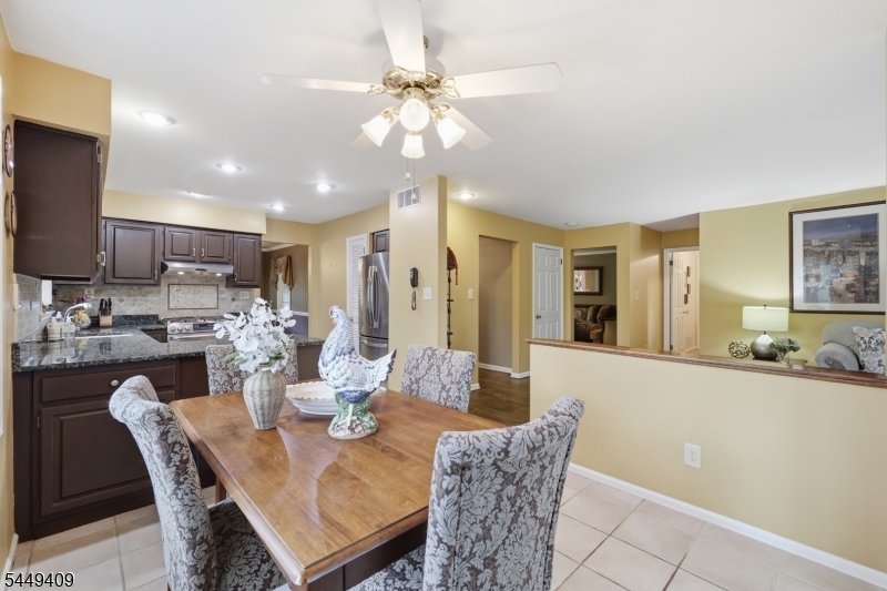 41 Alpine Way Raritan, NJ 08869 - Photo 11 of 45