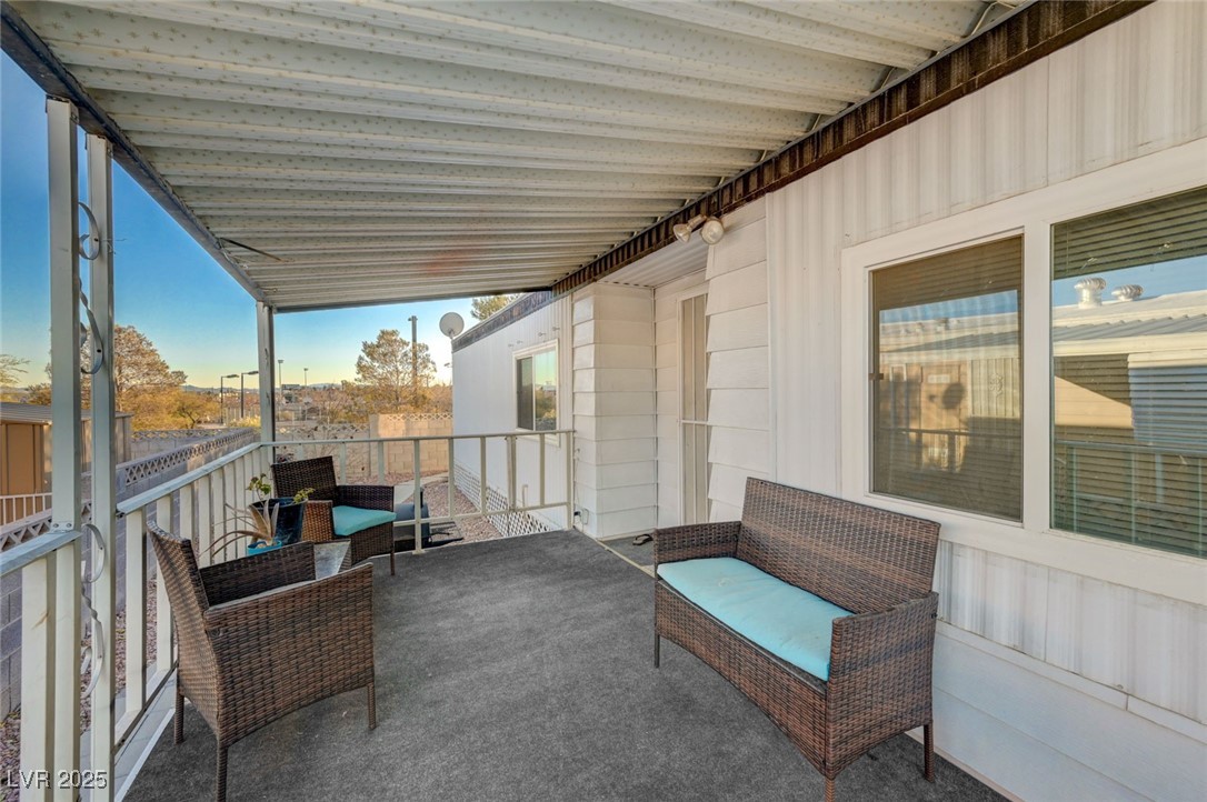 4979 Ridge Drive Las Vegas, NV 89103 - Photo 6 of 44 Gallery Image 6