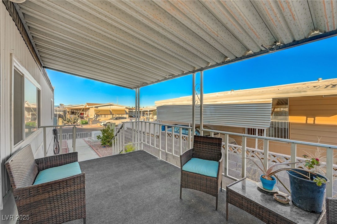 4979 Ridge Drive Las Vegas, NV 89103 - Photo 7 of 44 Gallery Image 7