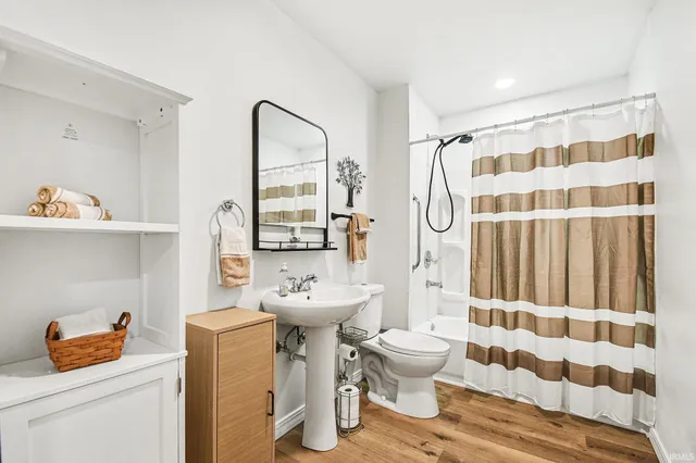 $295,900 | 60220 Ruby Street, South Bend, IN 46614