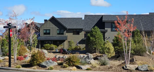 $1,395,000 | 61311 Mcroberts Ln Bend, Bend, OR 97702