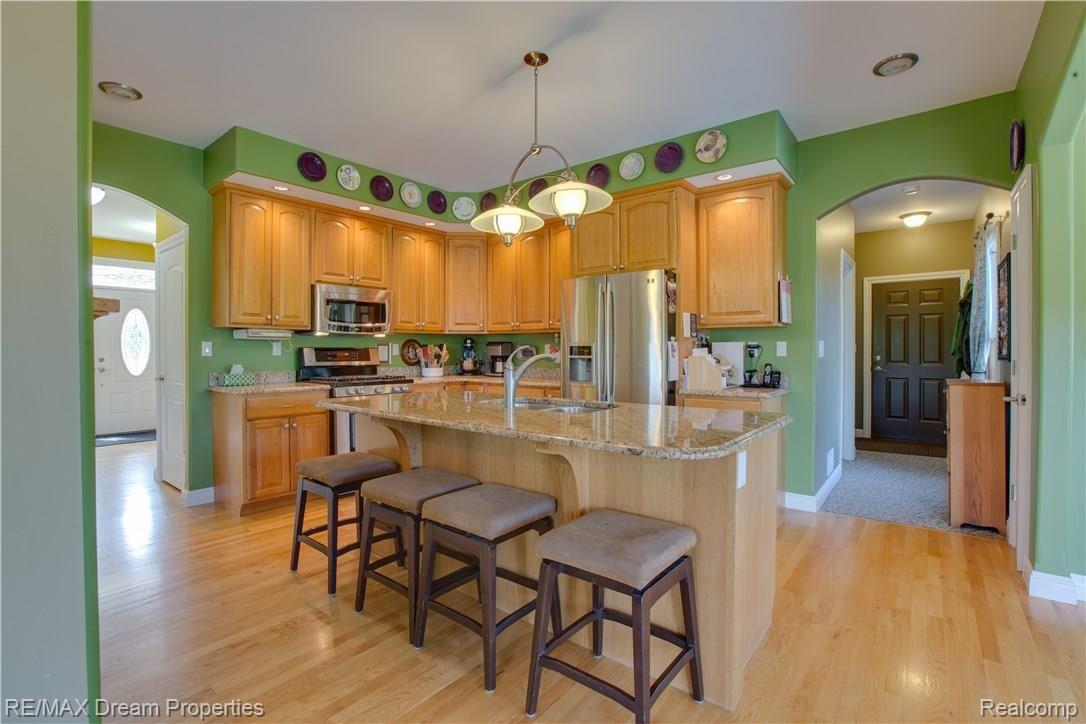 2795 East Jones Road Howell, MI 48855 - Photo 10 of 22 M10A7187_2795 E Jones Rd_.jpg