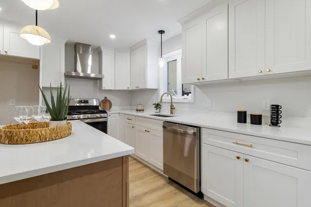 $519,000 | 11 York Street, Unit 11, Haverhill, MA 01830