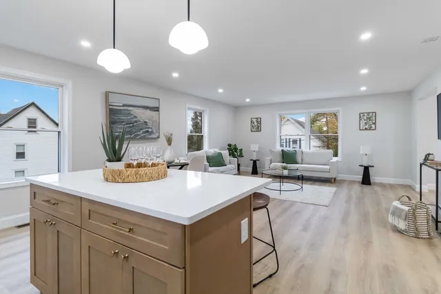 $519,000 | 11 York Street, Unit 11, Haverhill, MA 01830