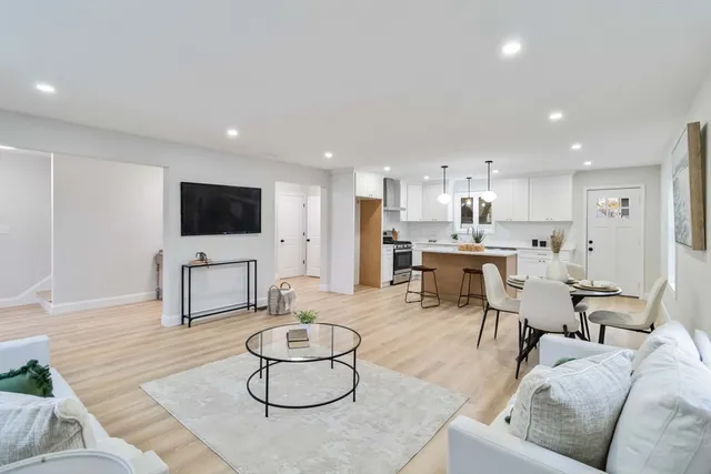 $519,000 | 11 York Street, Unit 11, Haverhill, MA 01830