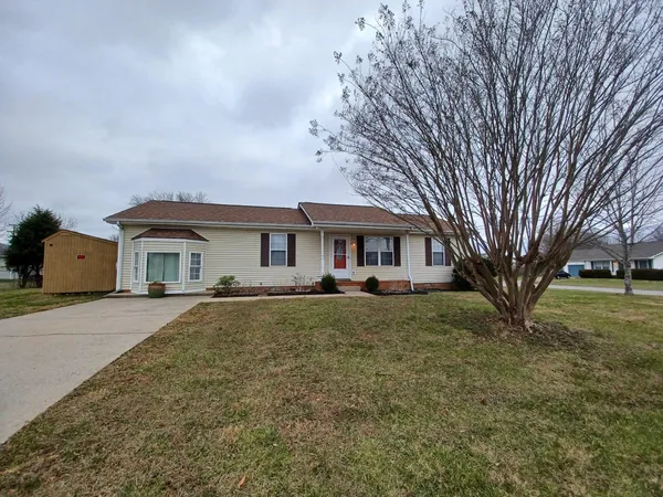 $1,575 | 3200 North Senseney Circle, Clarksville, TN 37042
