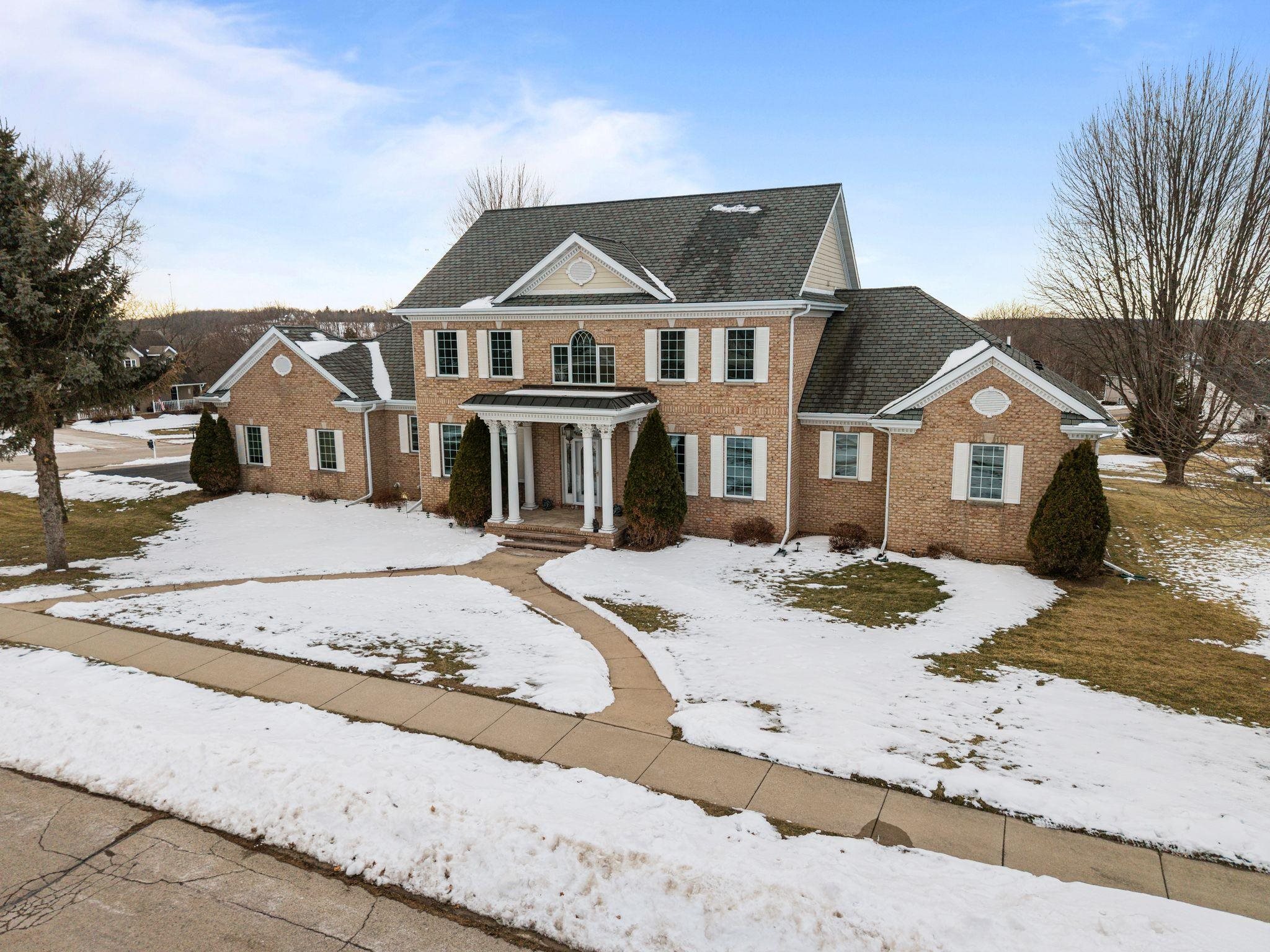 632 Cambridge Drive Ripon, WI 54971 - Photo 1 of 71