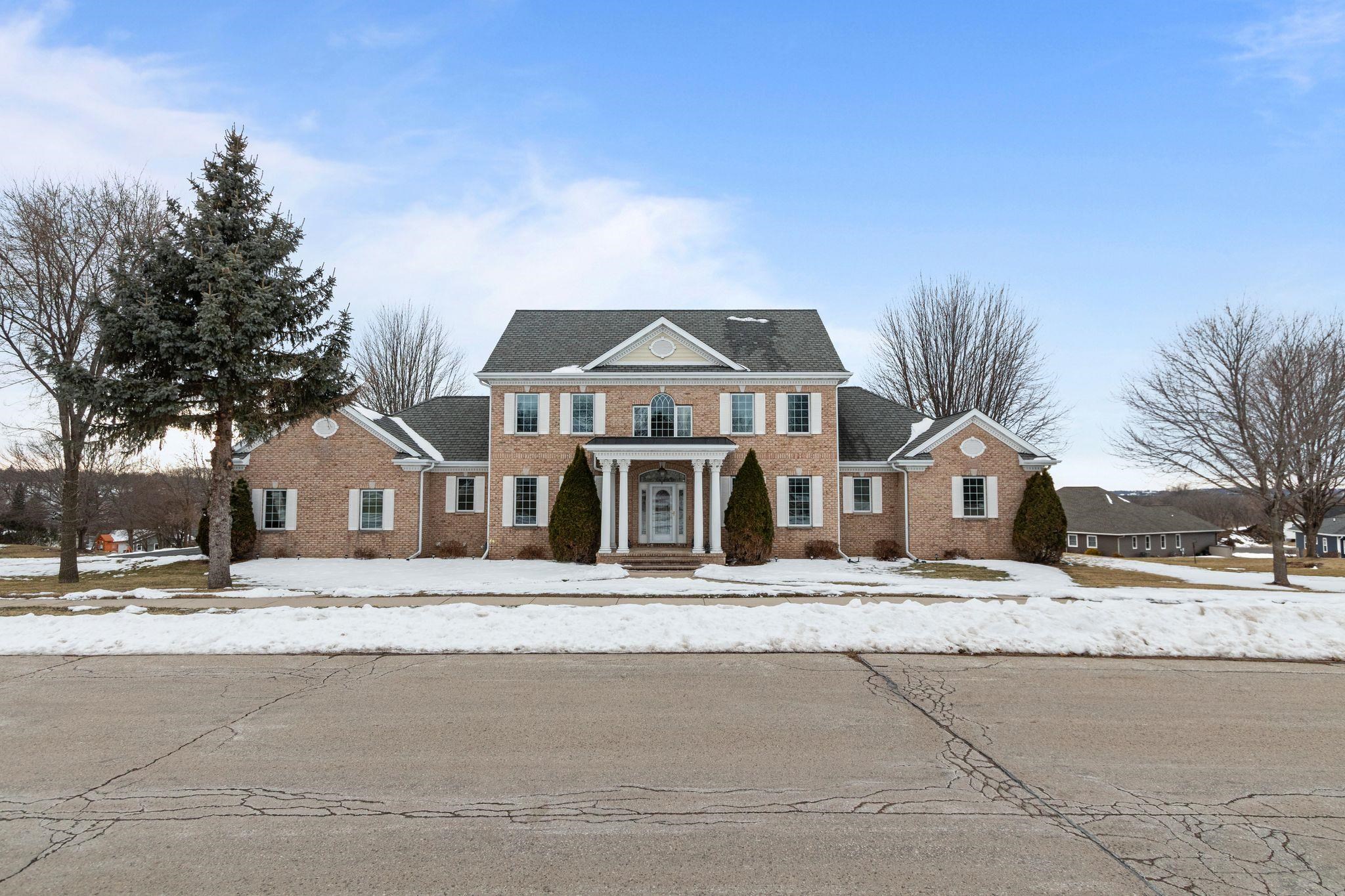 632 Cambridge Drive Ripon, WI 54971 - Photo 2 of 71