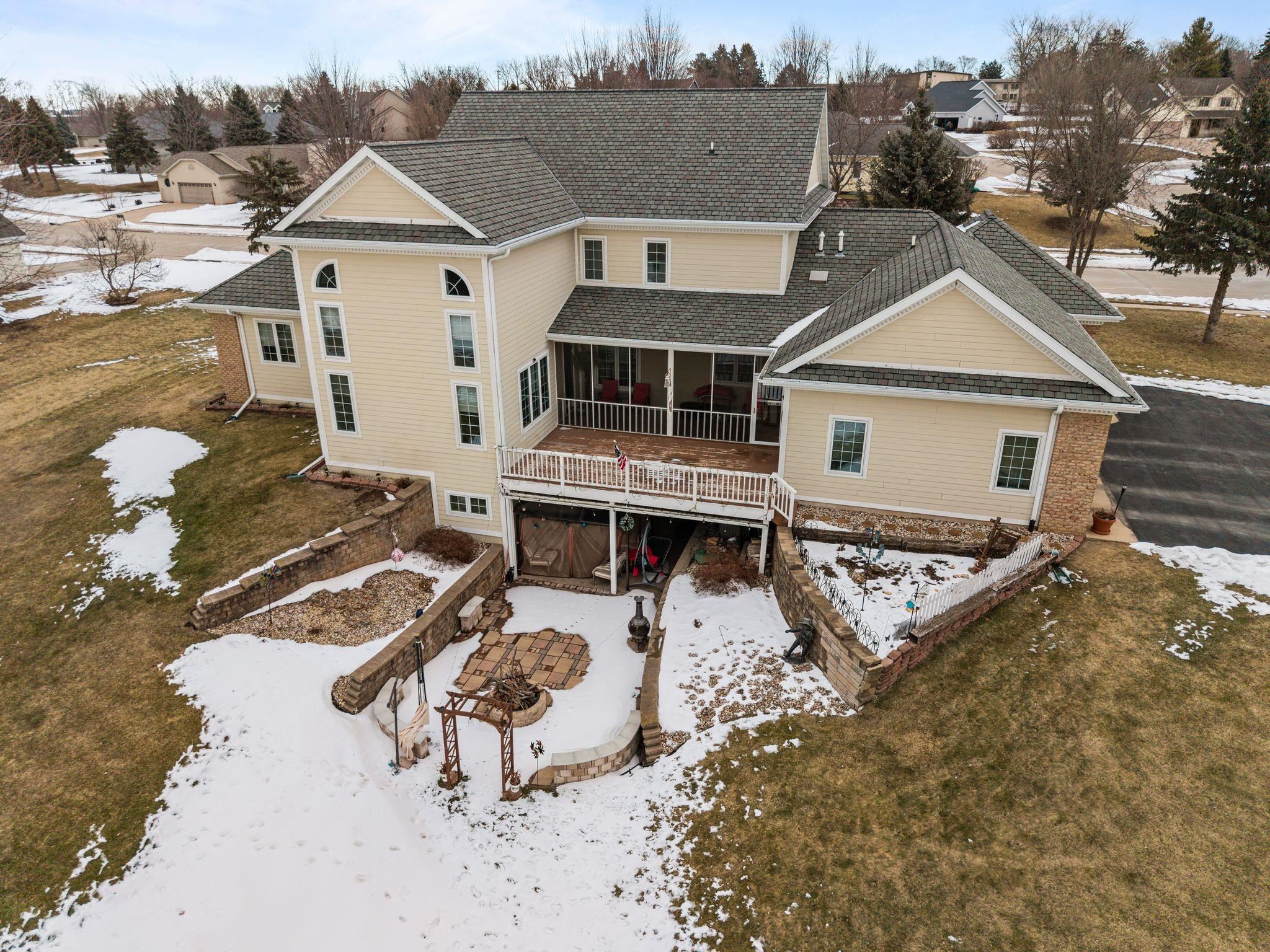 632 Cambridge Drive Ripon, WI 54971 - Photo 3 of 71