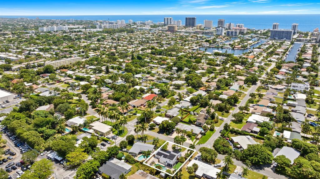 865 Northeast 23rd Terrace Pompano Beach, FL 33062 - Photo 2 of 33 a view of a city
