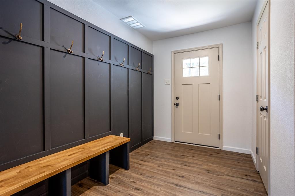 809 Wood River Road Dallas, TX 75232 - Photo 17 of 40 Gallery Image 17