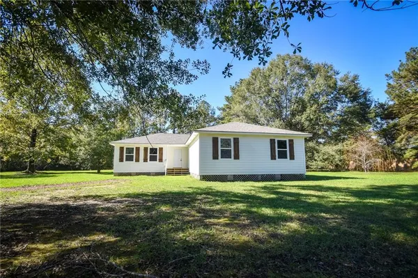 $243,900 | 50029 Creekside Drive, Loranger, LA 70446