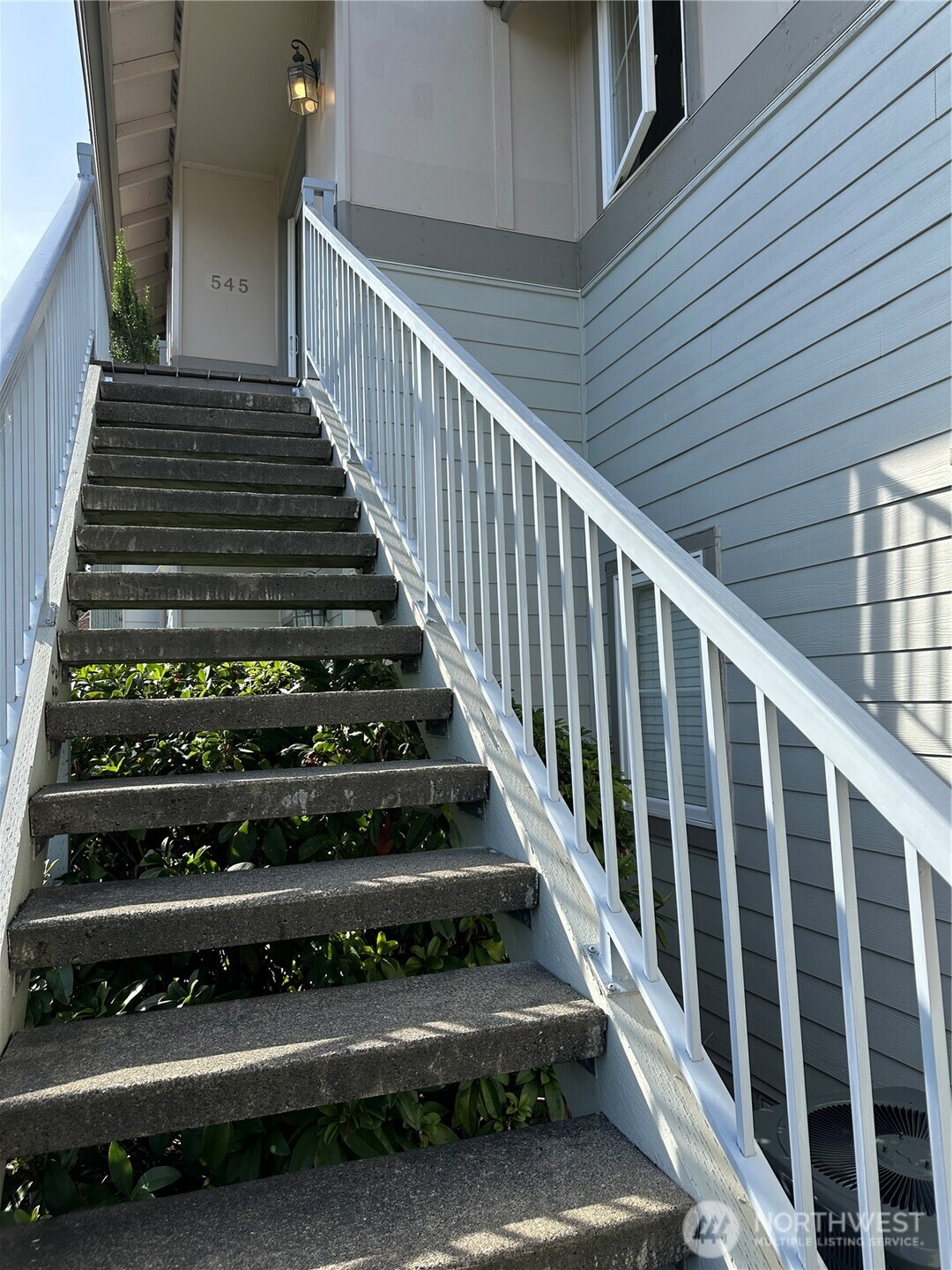 545 West Kellogg Road Bellingham, WA 98226 - Photo 3 of 36