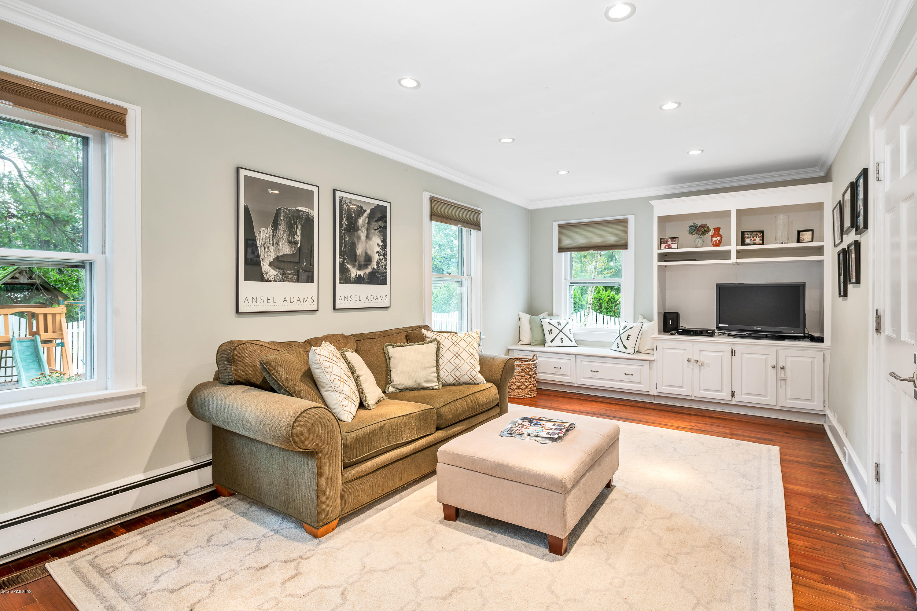 2 Grimes Road Old Greenwich, CT 06870 - Photo 10 of 28 10