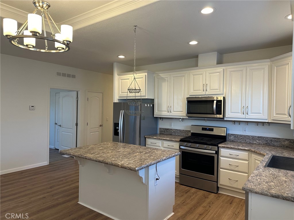 1188 Aztec Topanga, CA 90290 - Photo 22 of 63