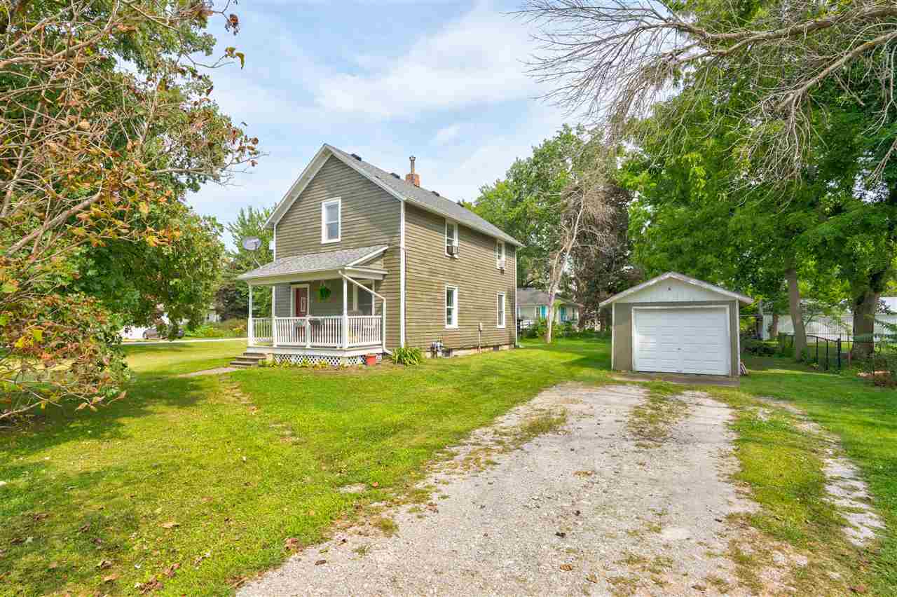 141 East Hickory Street Riverside, IA 52327 - Photo 1 of 33 Gallery Image 1