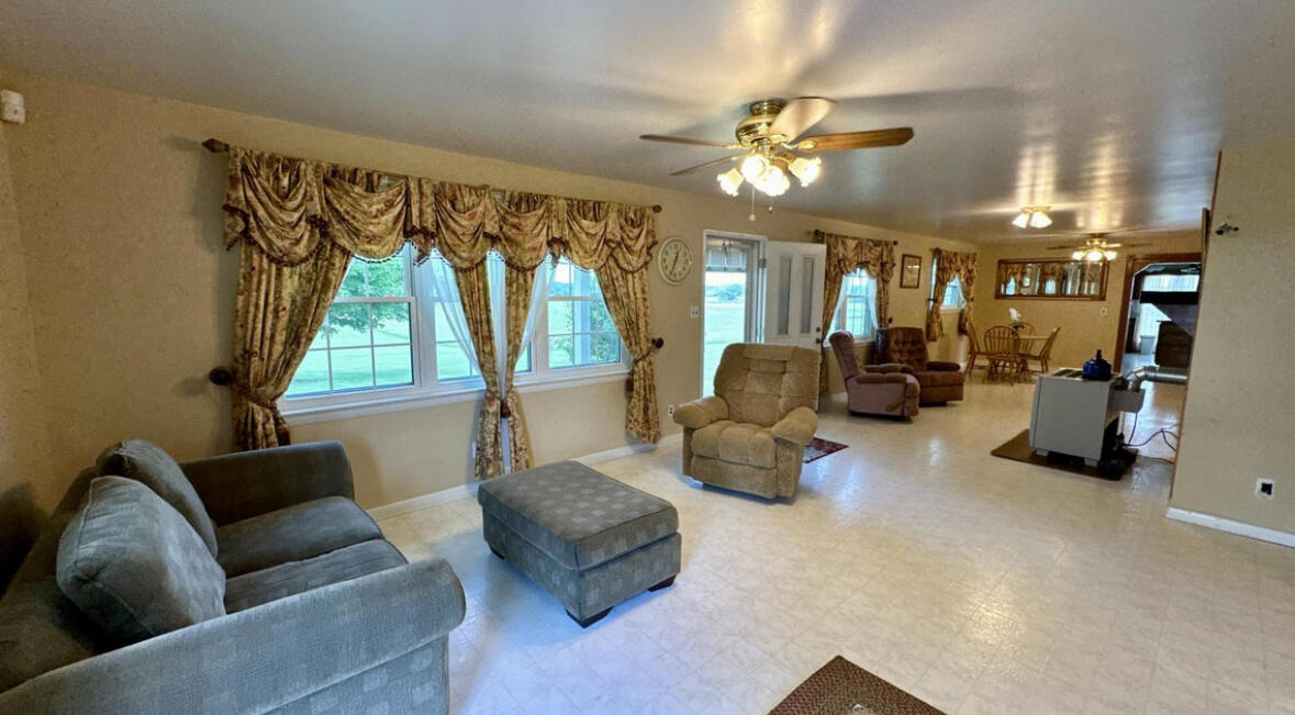 4431 Riggs Road Pikeville, TN 37367 - Photo 13 of 33 IMG_9993